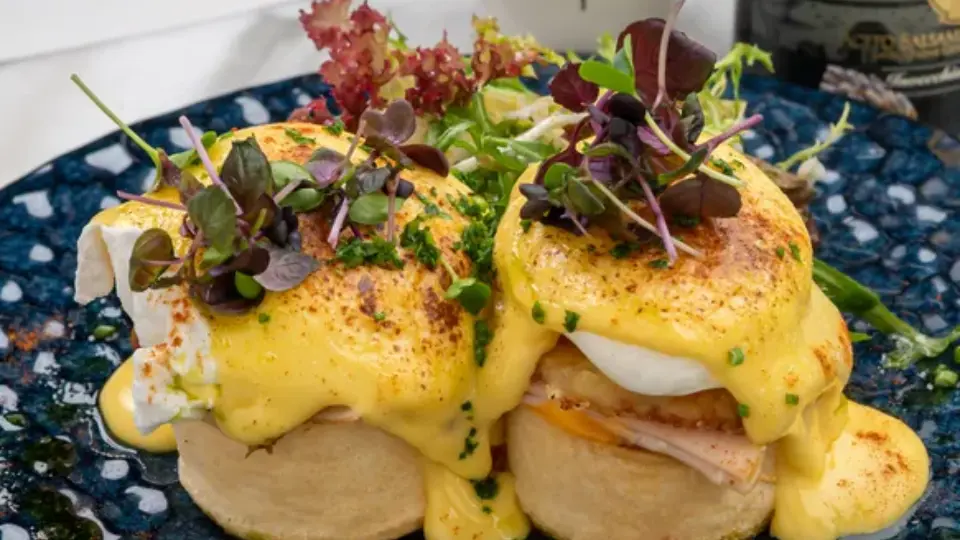 Smoked Chicken Benedict