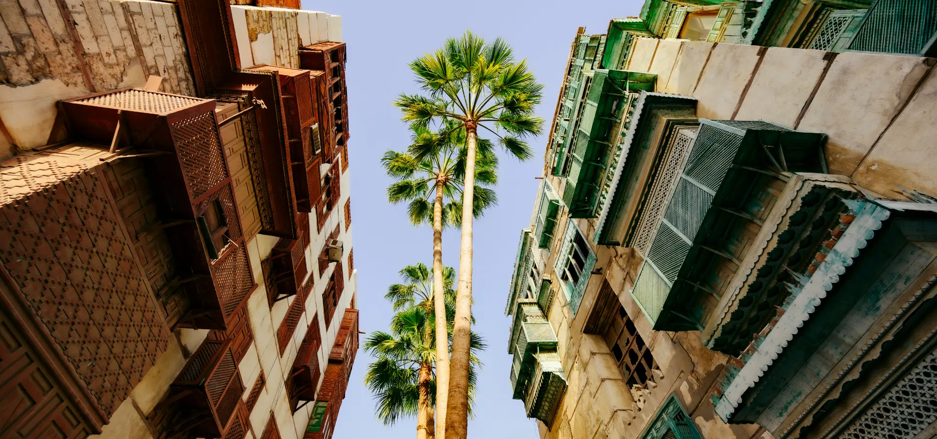 Dining in Al-Balad Jeddah Restaurants – A Foodie’s Guide to Flavour and Heritage